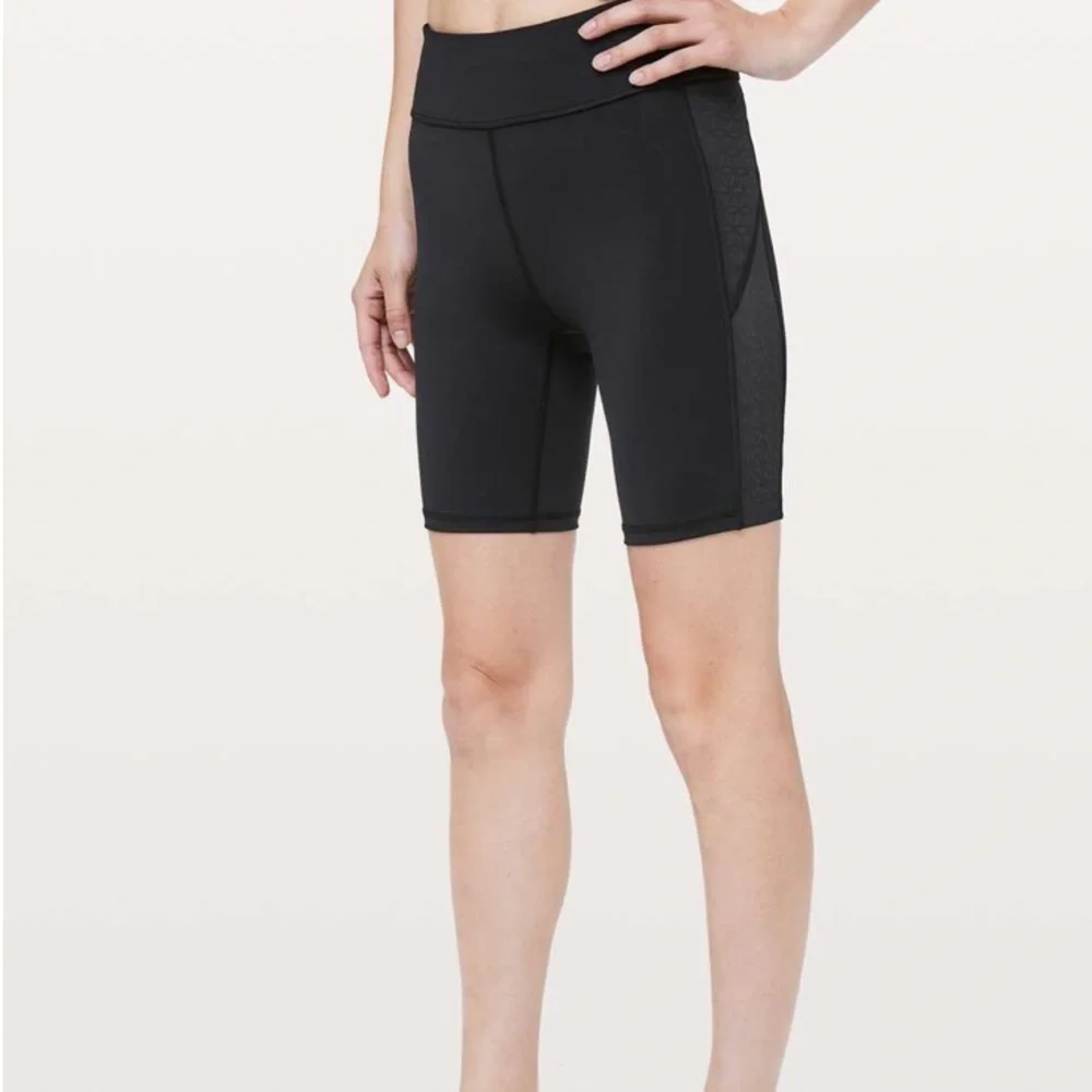 Lululemon Strength & Sweat 8” - Picture 1 of 9